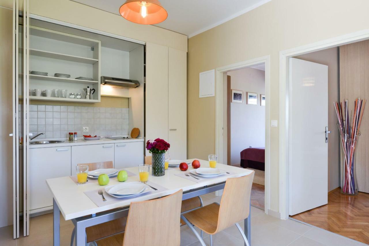 Cecilia Apartments ลุน ภายนอก รูปภาพ